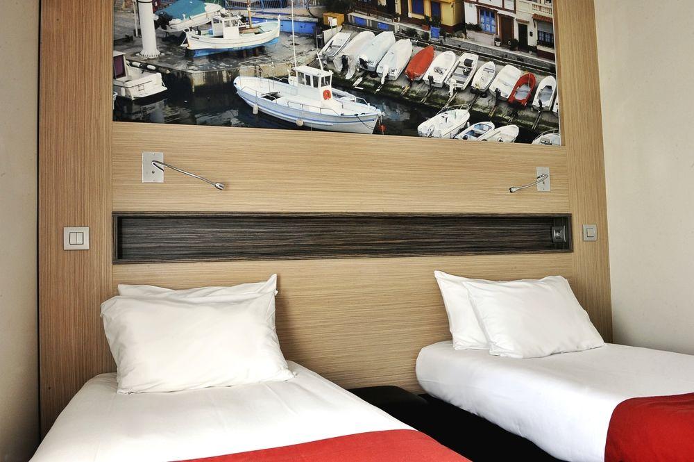 Greet Hotel Marseille Provence Aeroport Vitrolles  Bagian luar foto