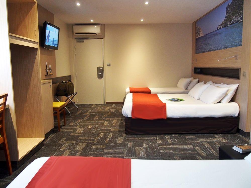 Greet Hotel Marseille Provence Aeroport Vitrolles  Bagian luar foto