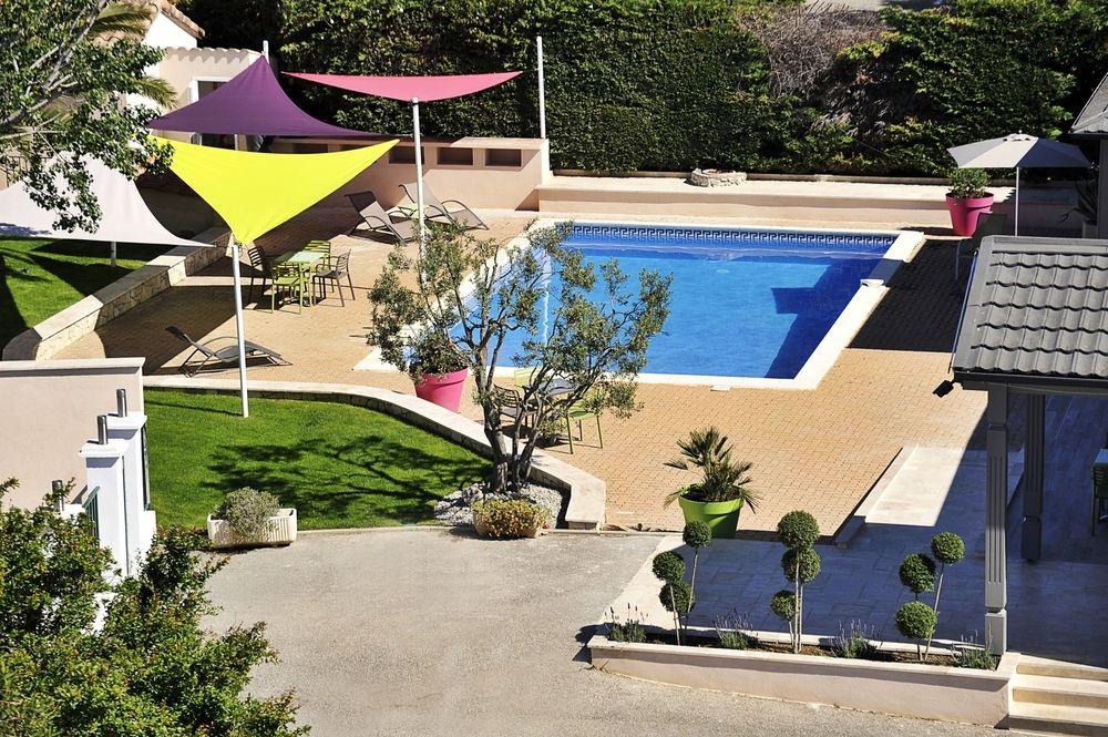 Greet Hotel Marseille Provence Aeroport Vitrolles  Bagian luar foto